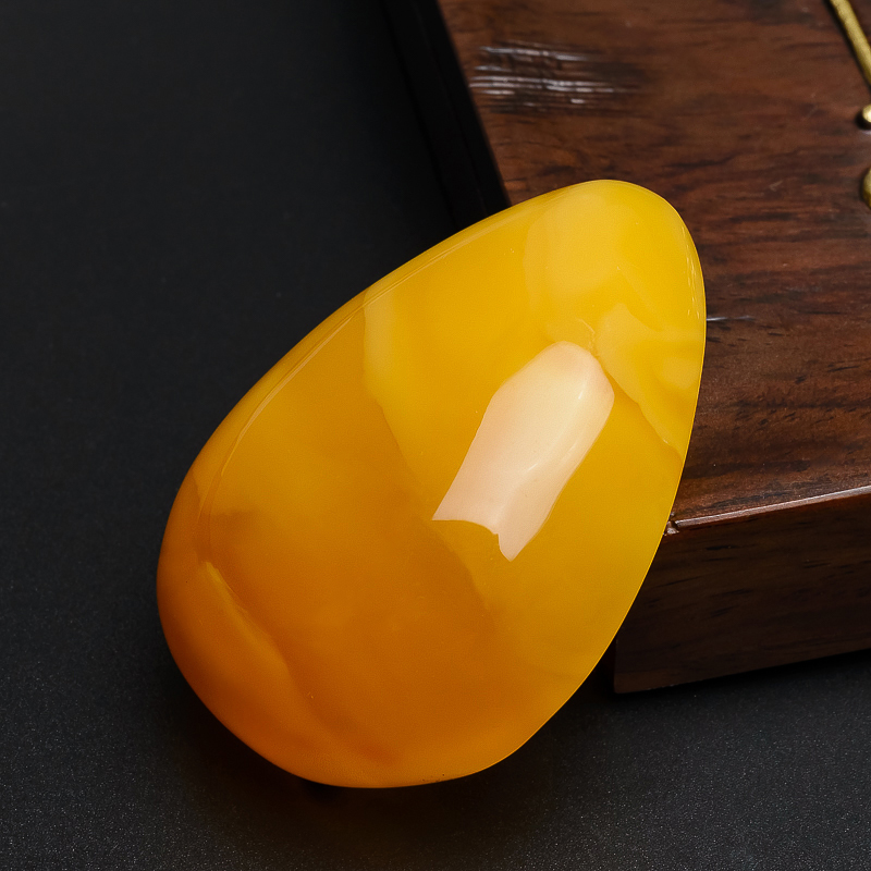 蜜蜡随形挂件-红掌柜珠宝