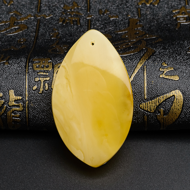 波罗的海鸡油黄水滴吊坠-红掌柜珠宝