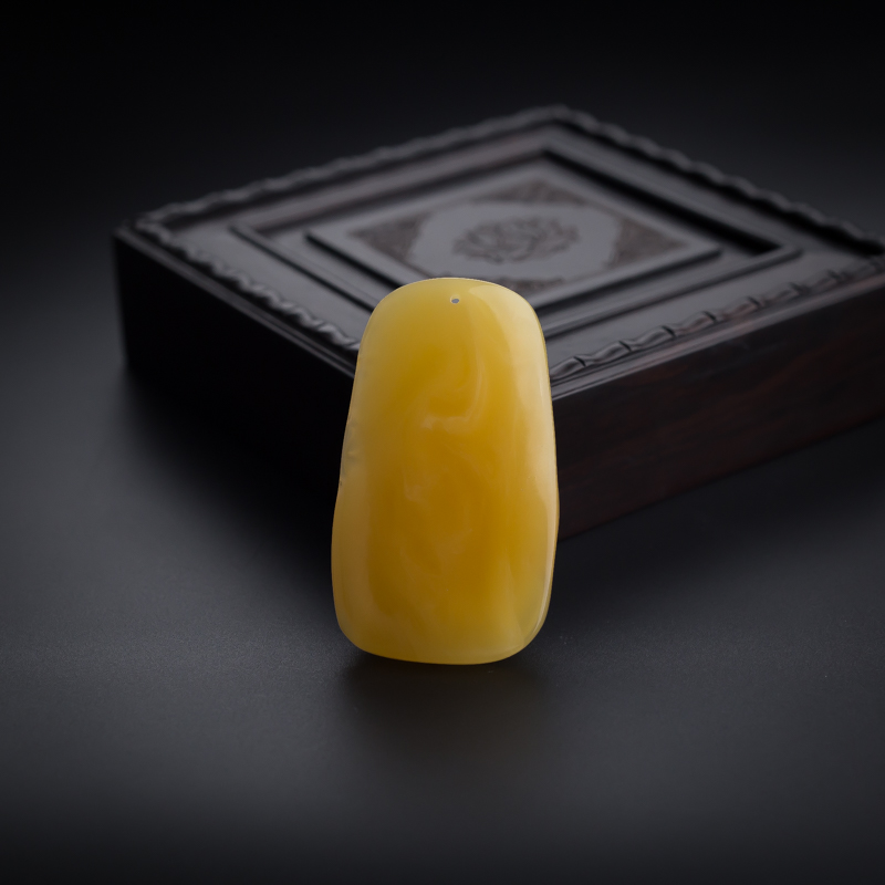 鸡油黄蜜蜡钱袋吊坠 - 红掌柜