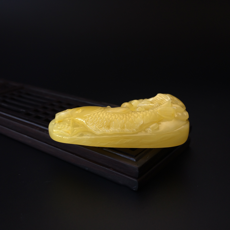 鸡油黄蜜蜡鱼吊坠-红掌柜