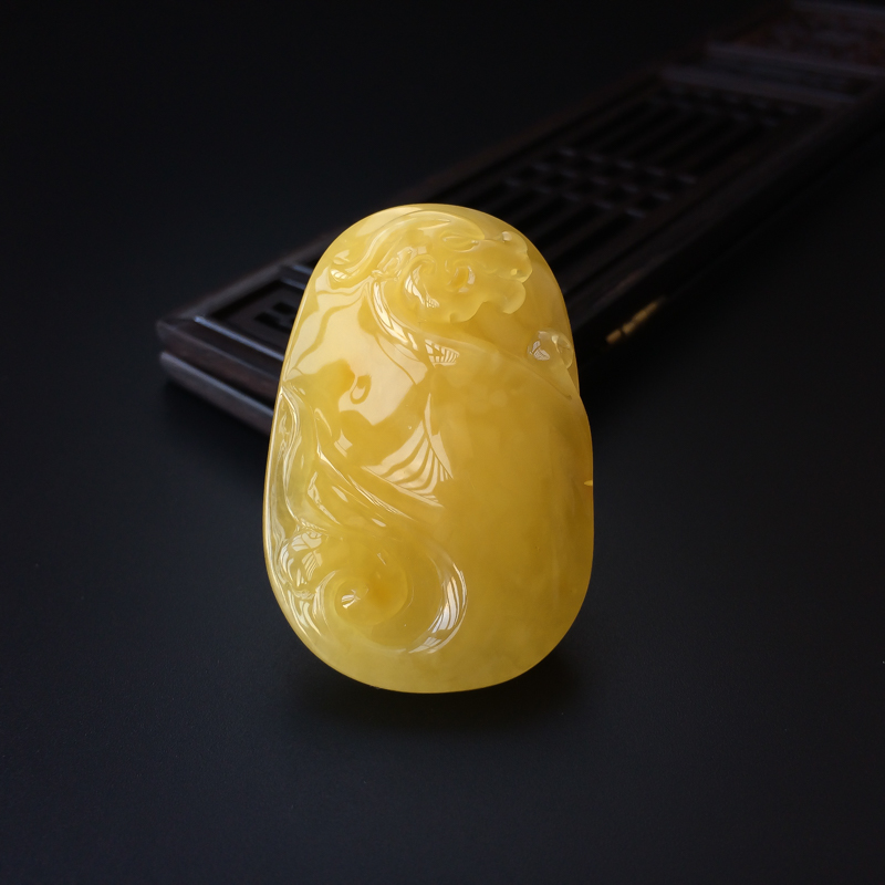 波罗的海天然鸡油黄蜜蜡龙吊坠-红掌柜