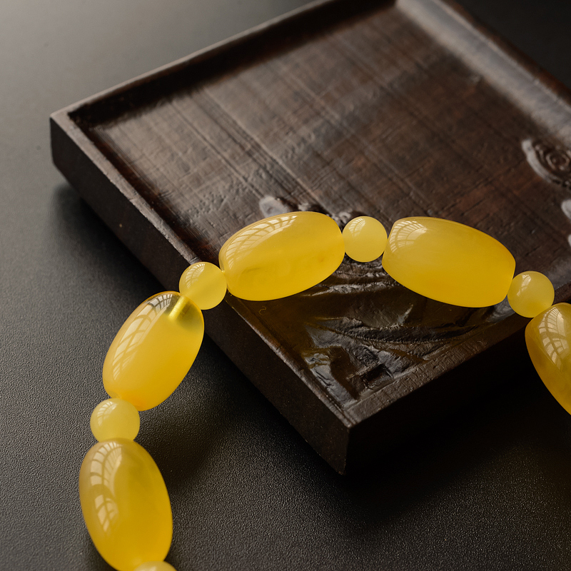 波罗的海天然鸡油黄蜜蜡手串 - 红掌柜