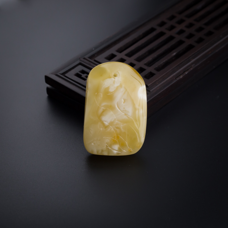 天然满蜜蜜蜡老鼠吊坠-红掌柜