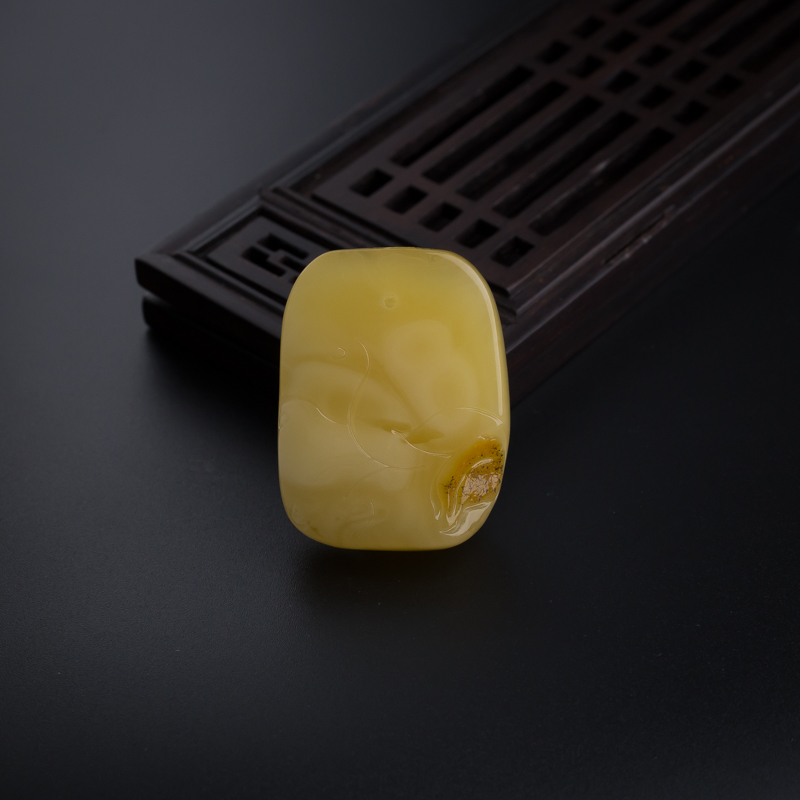 天然满蜜蜜蜡兔子吊坠-红掌柜