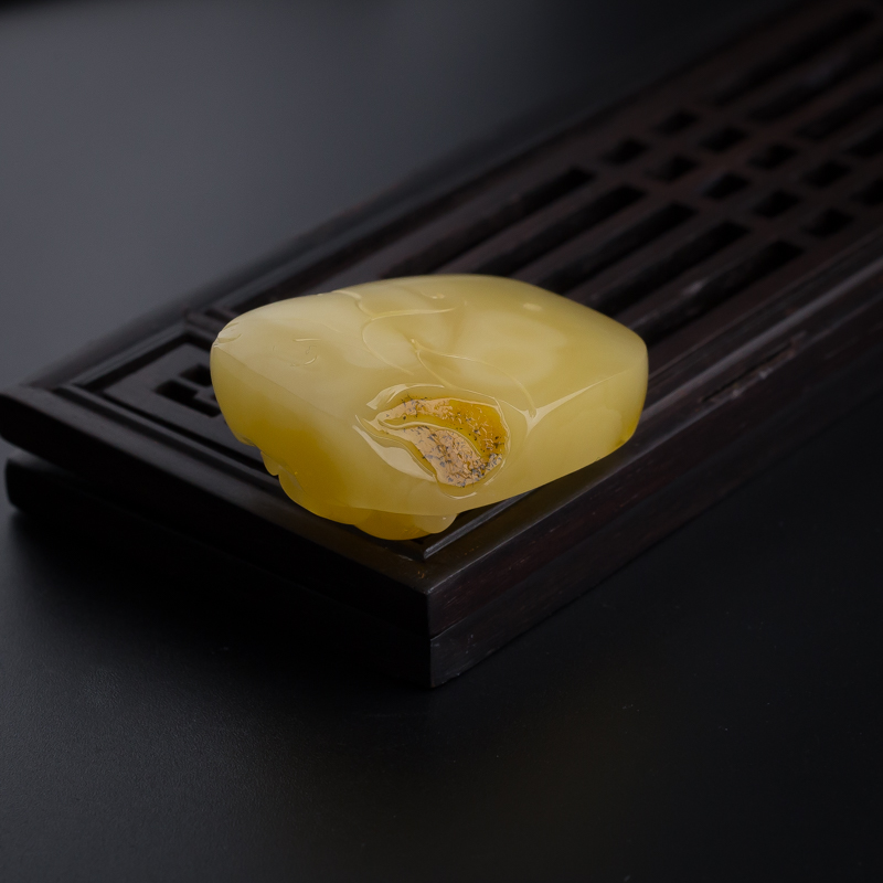 天然满蜜鸡油黄蜜蜡吊坠-红掌柜