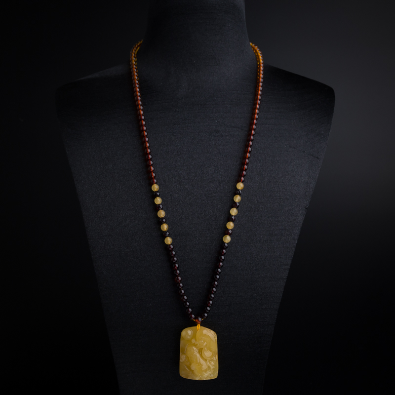 鸡油黄蜜蜡吊坠-红掌柜