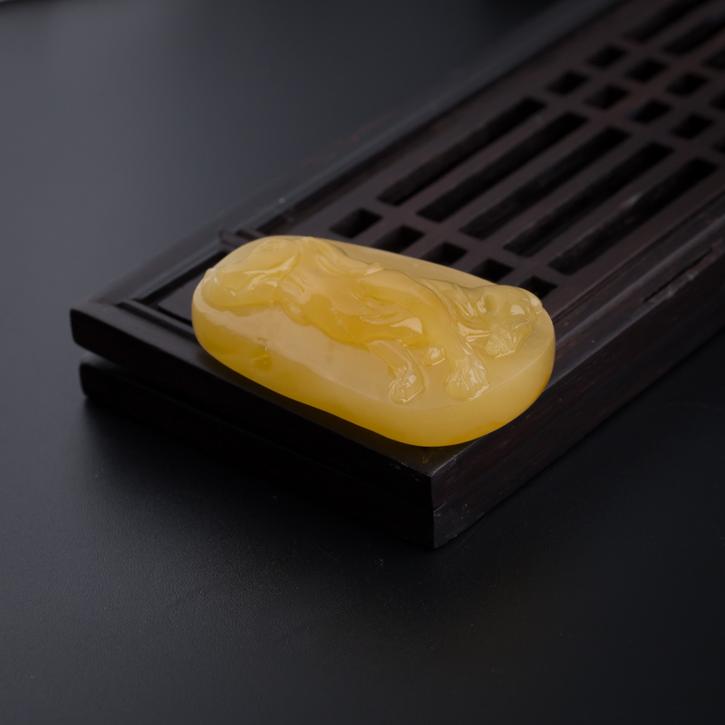 天然满蜜鸡油黄蜜蜡吊坠-红掌柜