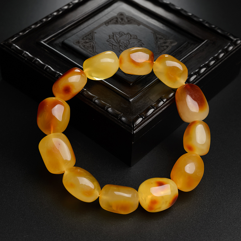 鸡油黄蜜蜡随形手串-红掌柜