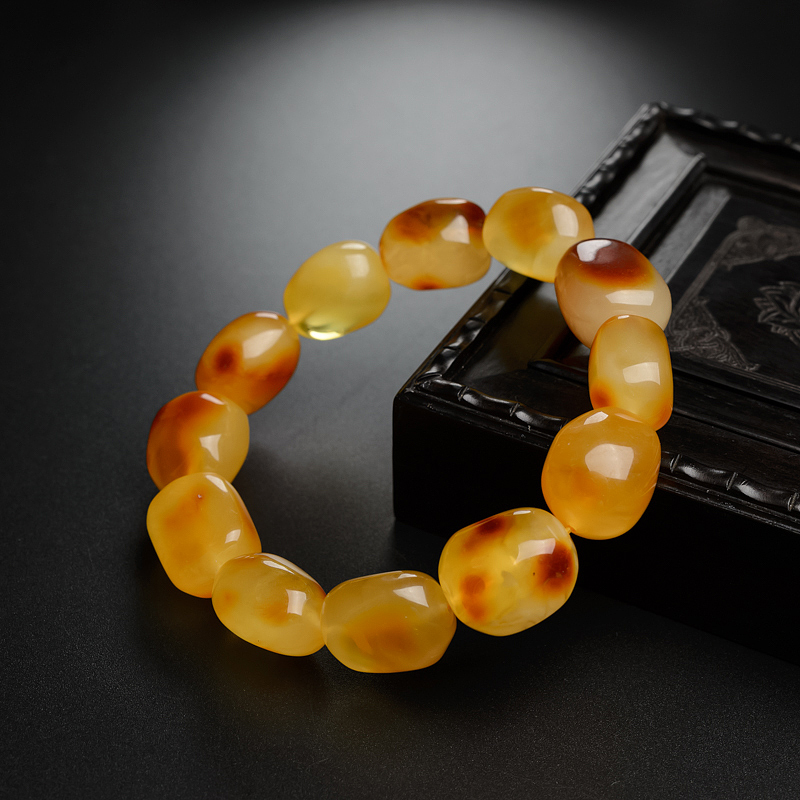 鸡油黄蜜蜡随形手串-红掌柜