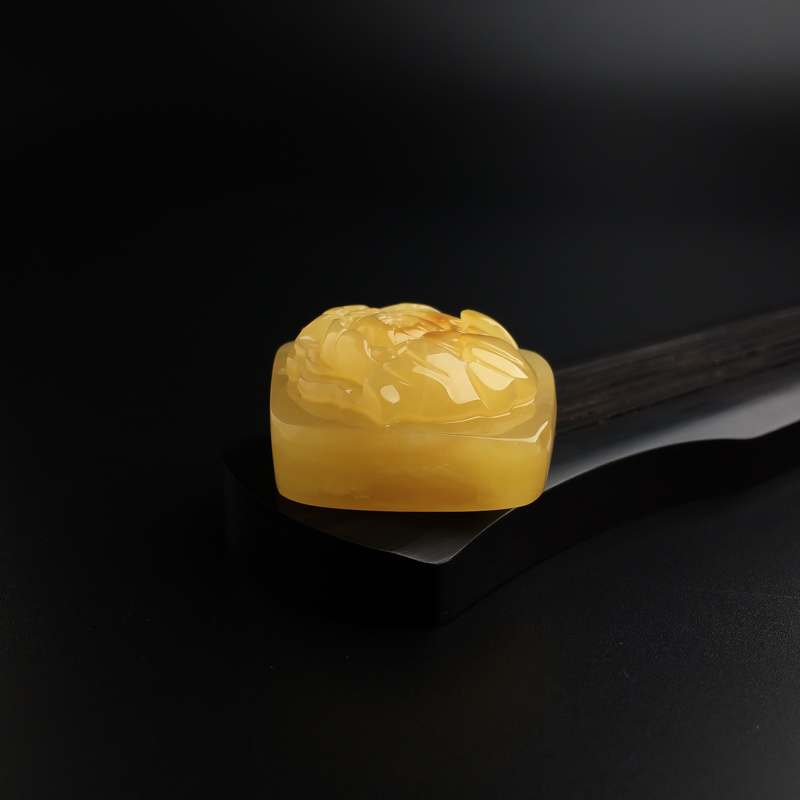 鸡油黄蜜蜡花吊坠-红掌柜