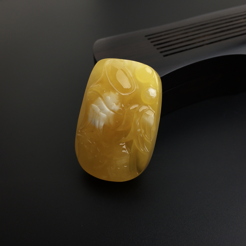 波罗的海鸡油黄蜜蜡竹节吊坠-红掌柜