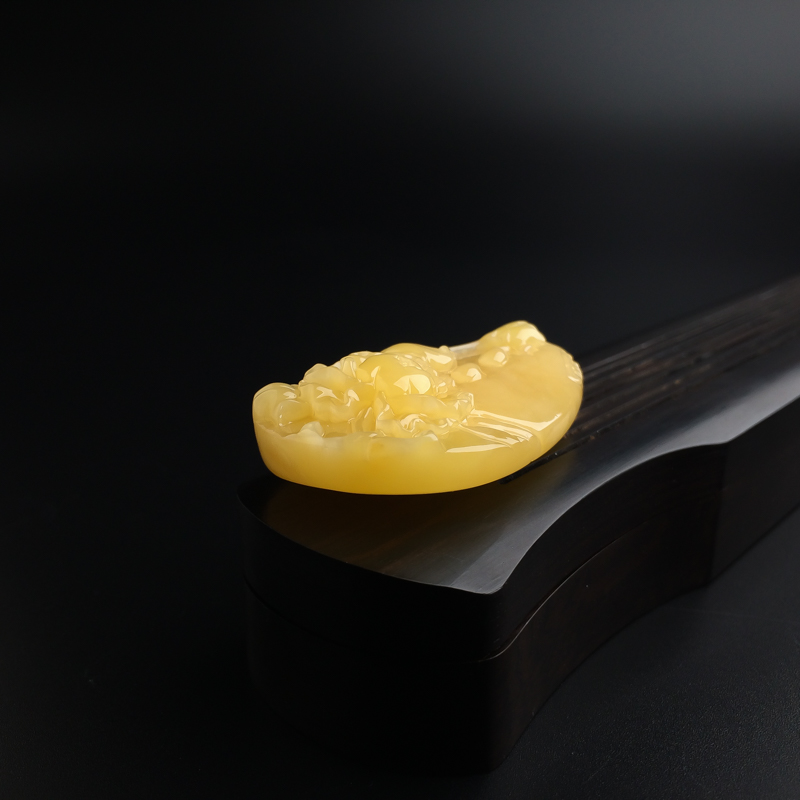 鸡油黄蜜蜡牡丹花吊坠-红掌柜