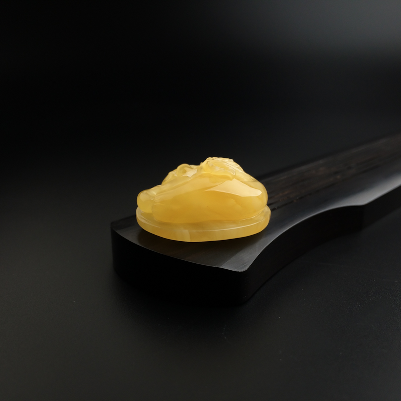 波罗的海天然鸡油黄蜜蜡吊坠-红掌柜