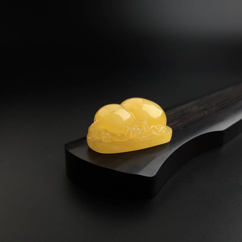 波罗的海天然鸡油黄蜜蜡吊坠-红掌柜