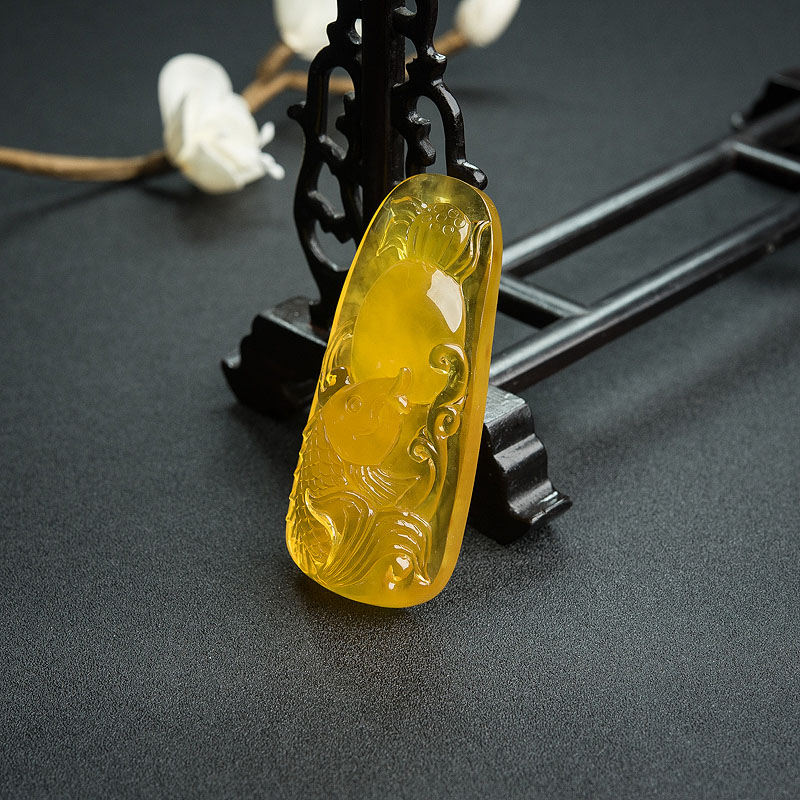 鸡油黄金绞蜜连年有余吊坠 - 红掌柜