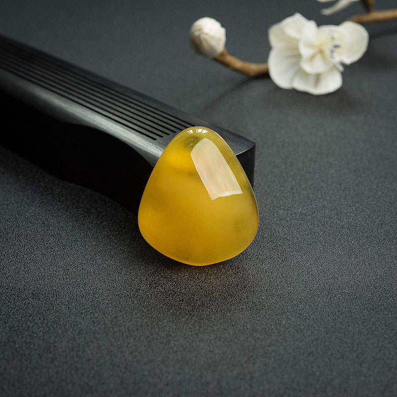 俄罗斯天然鸡油黄蜜蜡随形吊坠 - 红掌柜