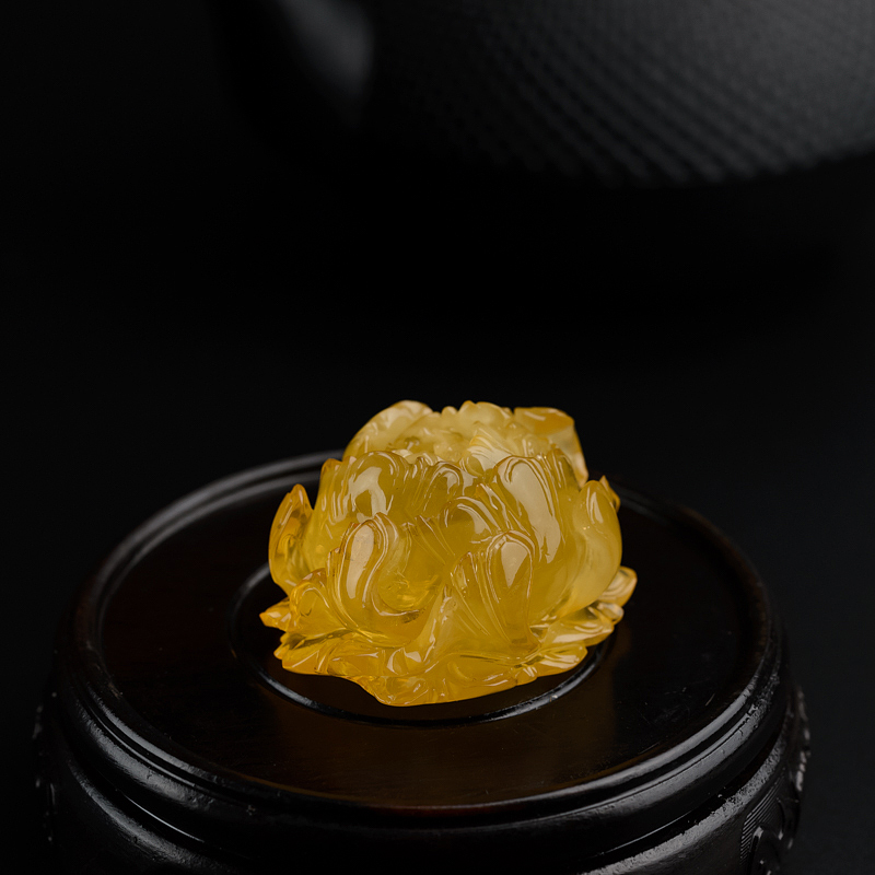 鸡油黄蜜蜡牡丹花吊坠-红掌柜