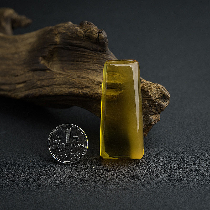 鸡油黄蜜蜡吊坠-红掌柜