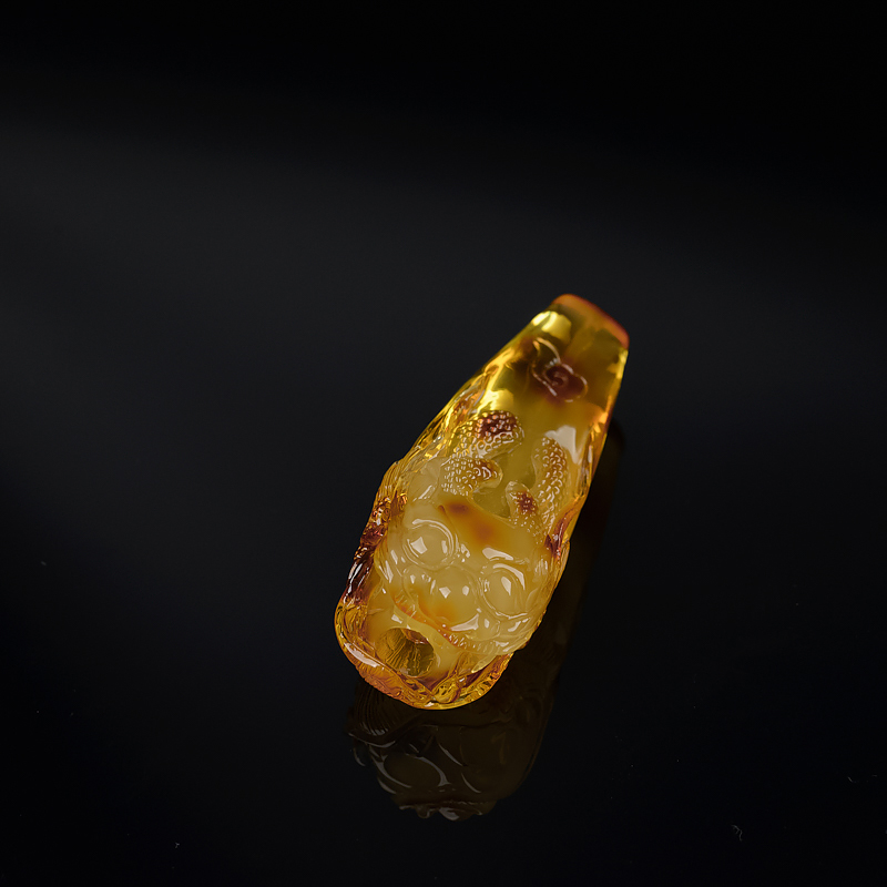 蜜蜡龙头烟嘴-红掌柜