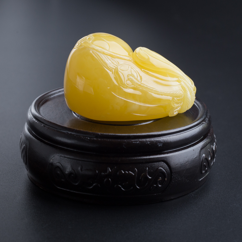 鸡油黄蜜蜡钱袋吊坠-红掌柜