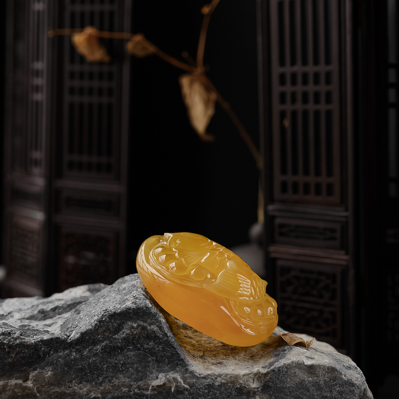 蜜蜡吊坠 - 红掌柜