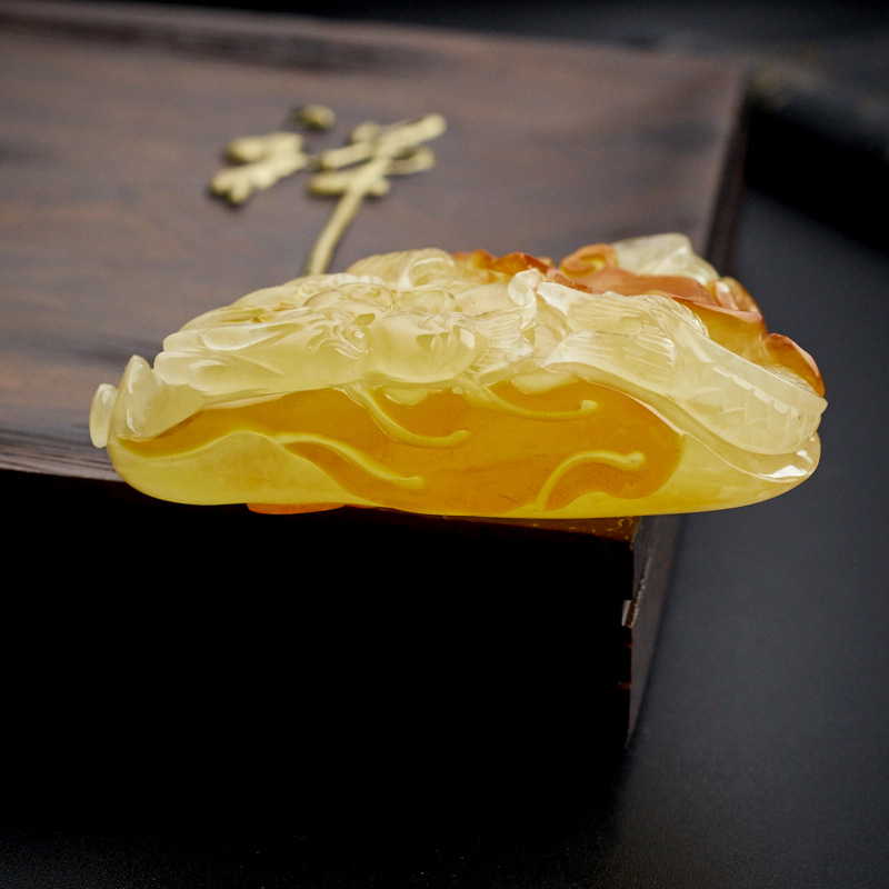 巧色巧雕龙挂件-红掌柜珠宝