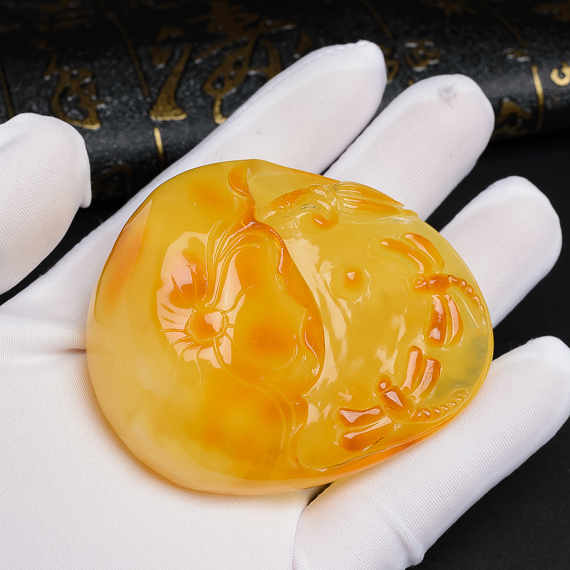 波罗的海带皮蜜蜡挂件-红掌柜珠宝