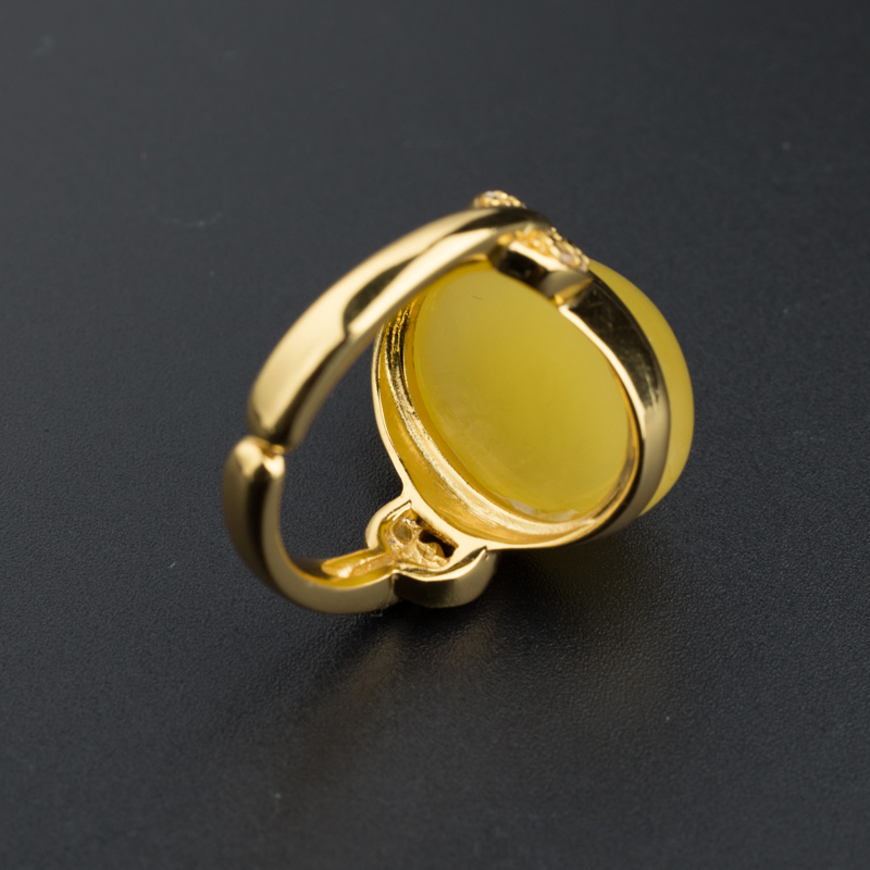 银镶鸡油黄蜜蜡戒指 -红掌柜珠宝