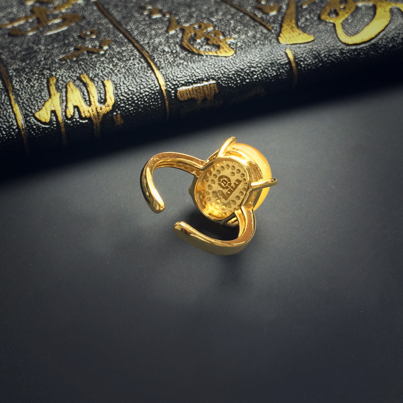 鸡油黄蜜蜡戒指 - 红掌柜