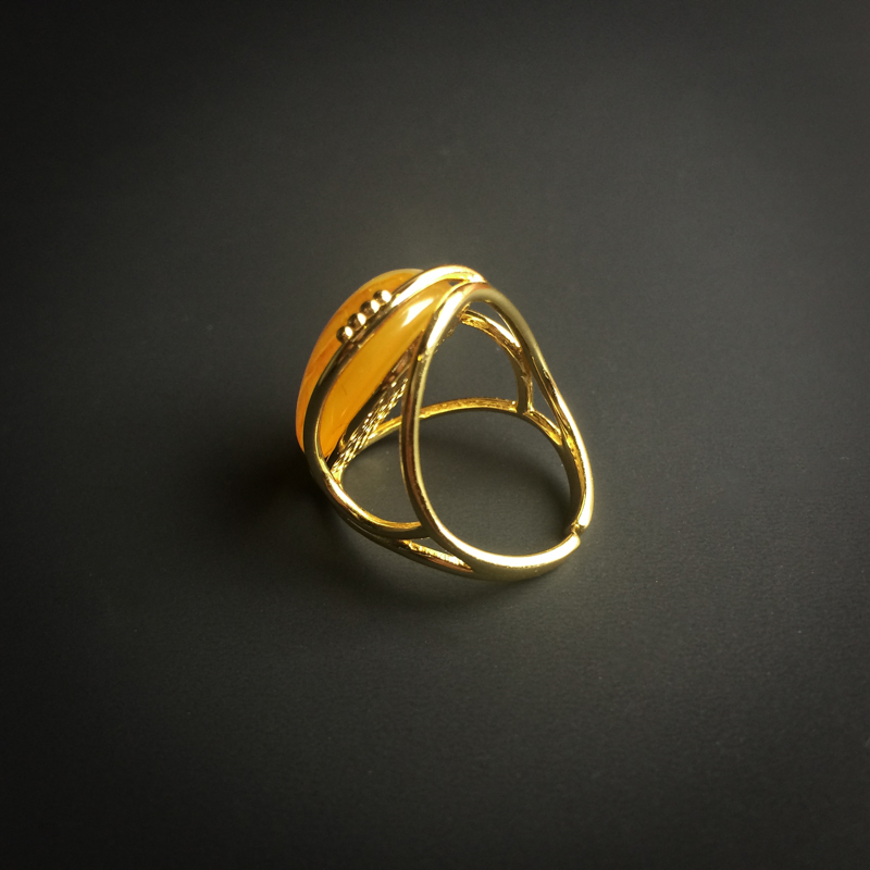 鸡油黄蜜蜡戒指 - 红掌柜