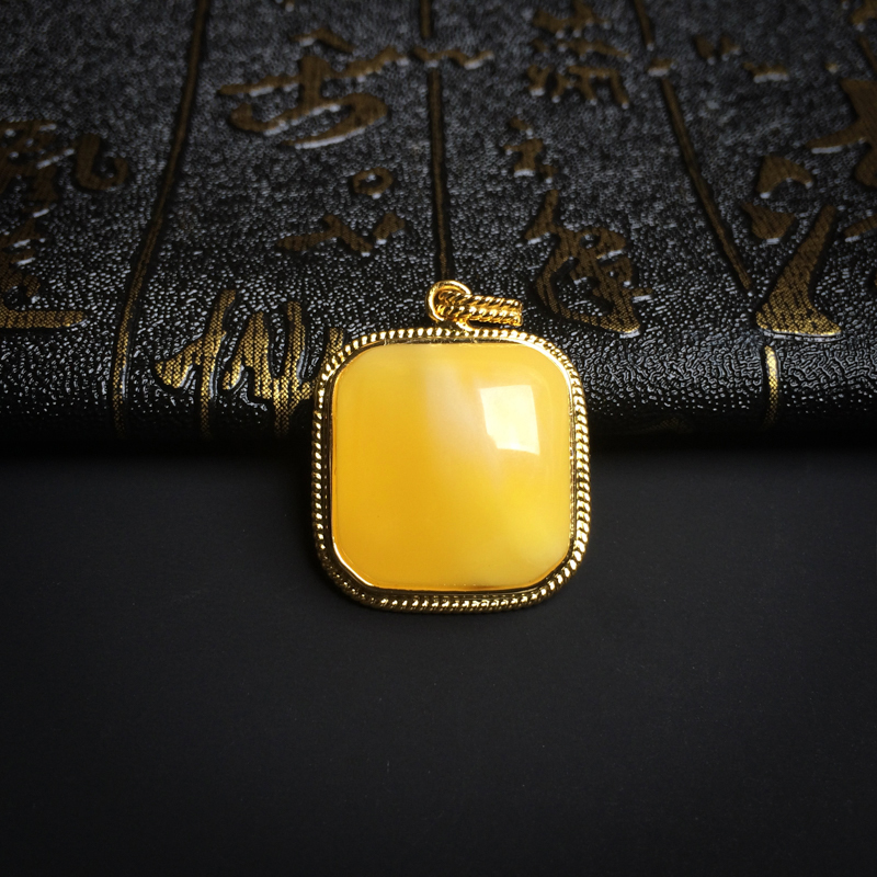 波罗的海天然银镀金满蜜鸡油黄蜜蜡吊坠 - 红掌柜