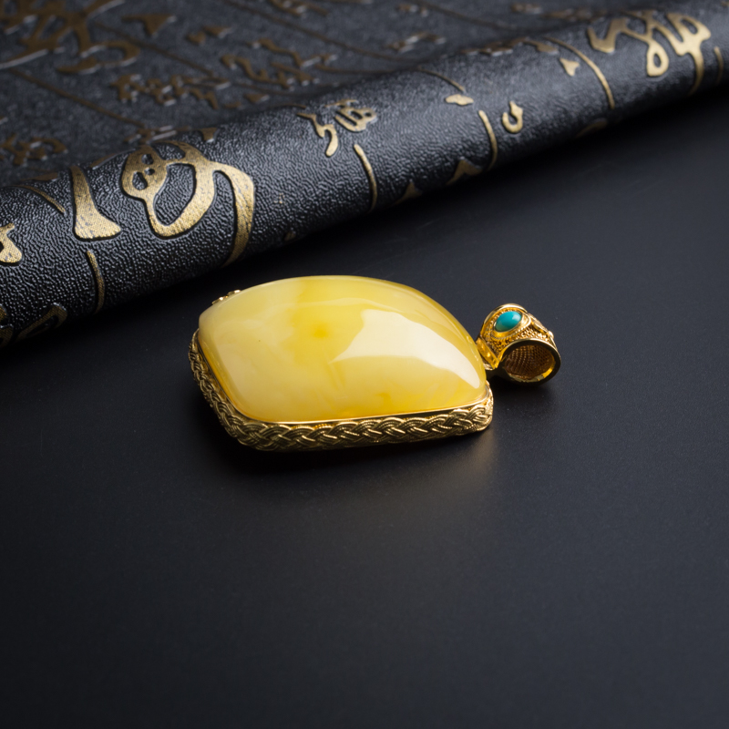 银镶掐丝蜜蜡吊坠-红掌柜