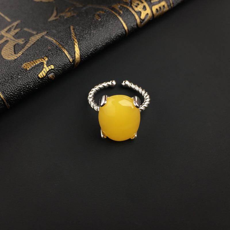 银镶满蜜鸡油黄蜜蜡戒指-红掌柜