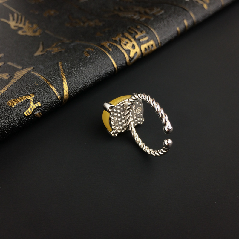 波罗的海满蜜鸡油黄蜜蜡戒指-红掌柜