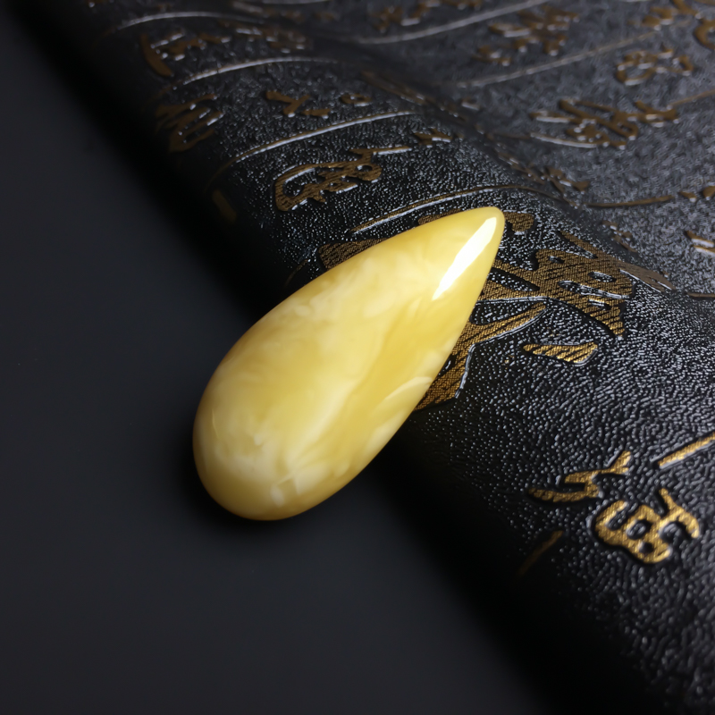 水滴吊坠-红掌柜