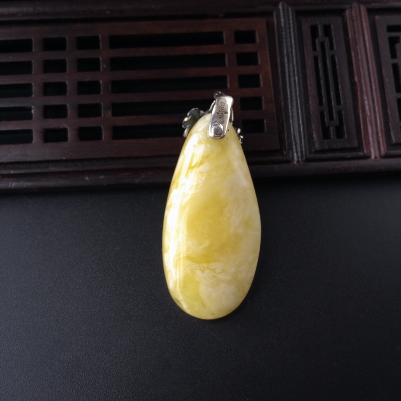 白花蜜水滴蜜蜡吊坠 - 红掌柜