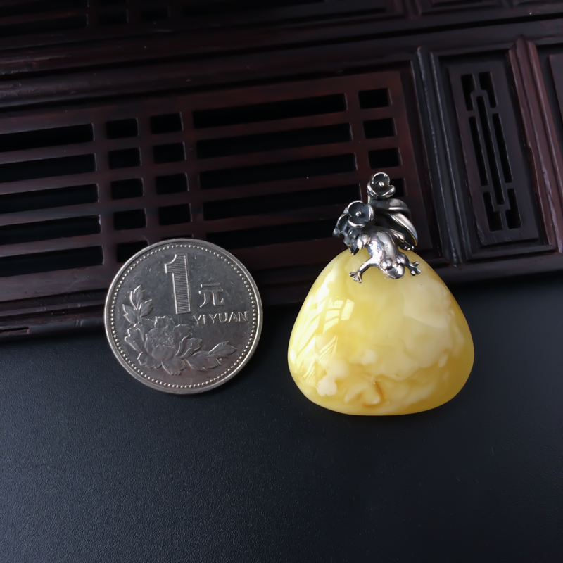 天然白花蜜随形吊坠 - 红掌柜