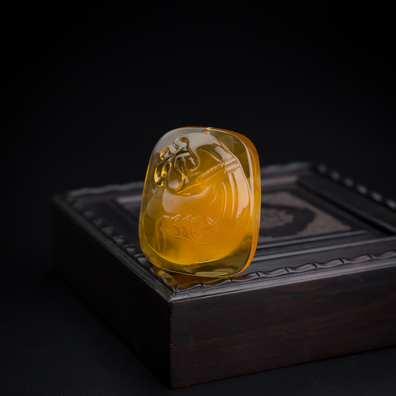 天然鸡油黄蜜蜡钱袋吊坠-红掌柜