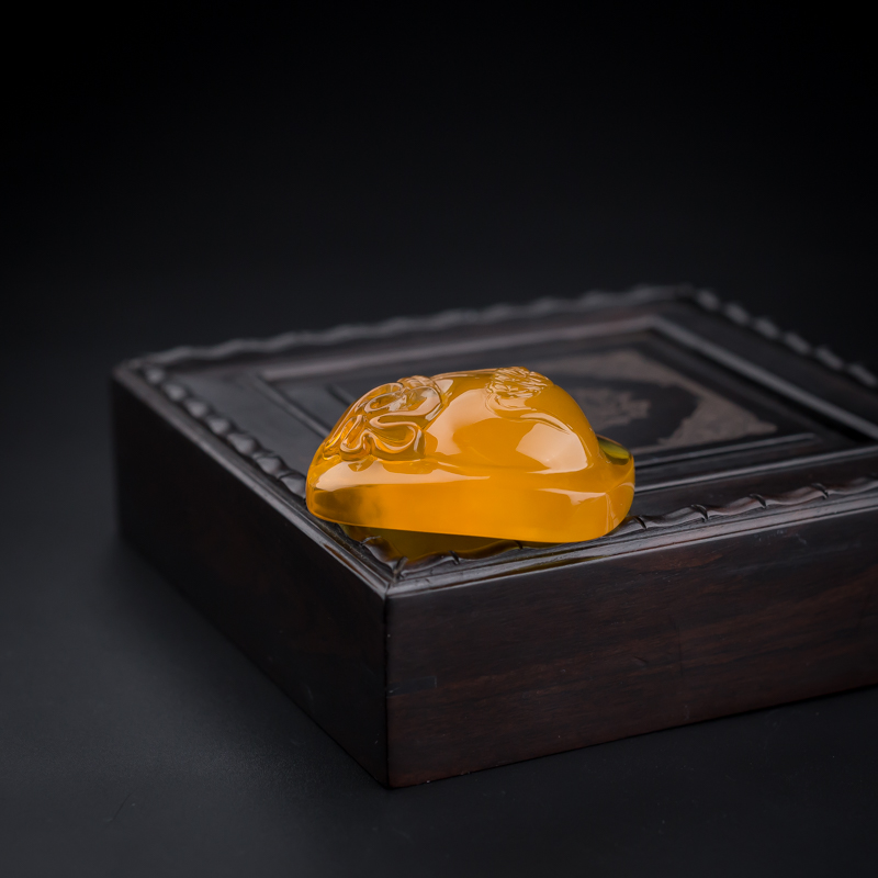 金绞蜜鸡油黄蜜蜡吊坠-红掌柜