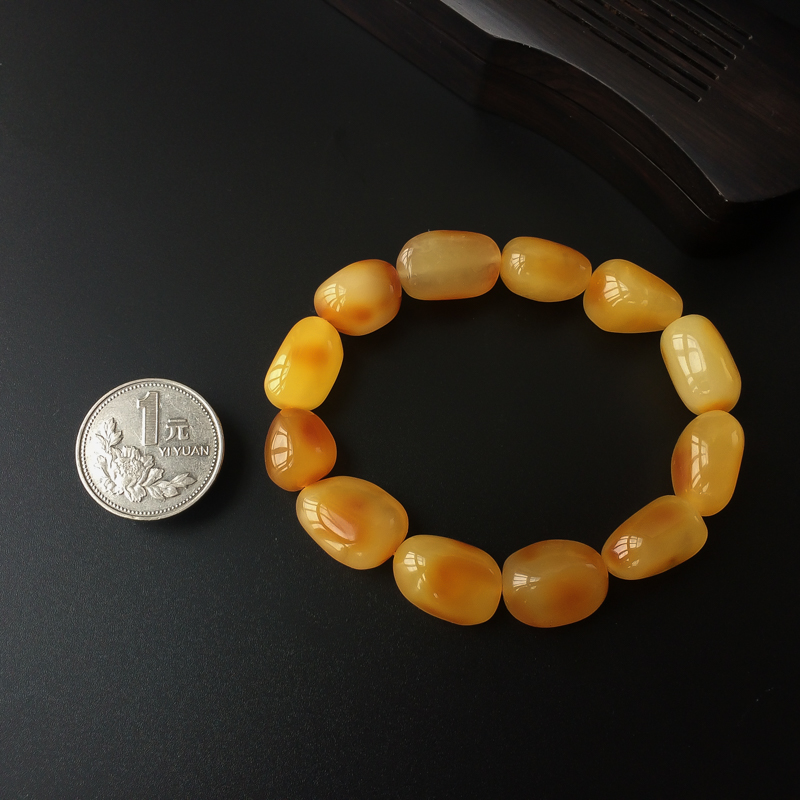 鸡油黄蜜蜡手串-红掌柜