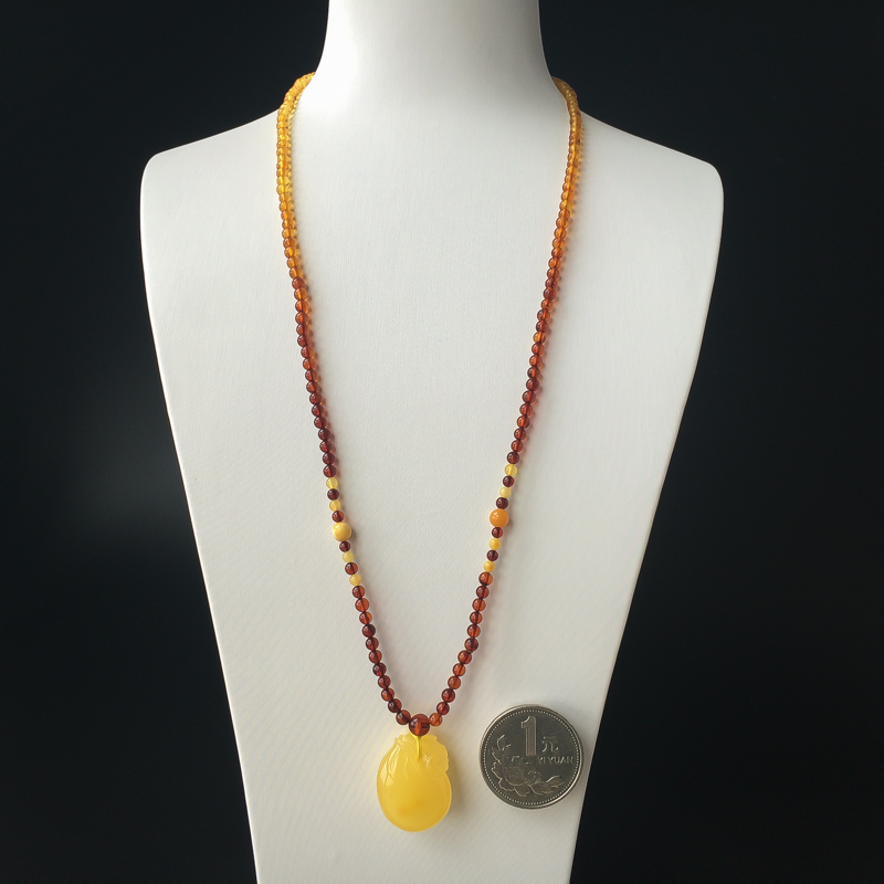 天然鸡油黄蜜蜡吊坠-红掌柜