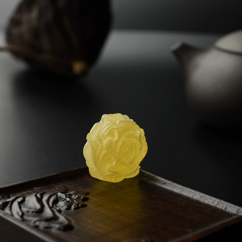 波罗的海金包蜜柠檬黄蜜蜡牡丹吊坠-红掌柜
