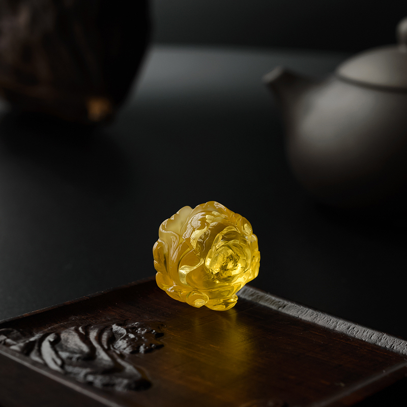 波罗的海金包蜜鸡油黄蜜蜡牡丹吊坠-红掌柜