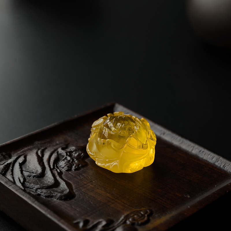 金包蜜鸡油黄蜜蜡牡丹吊坠-红掌柜