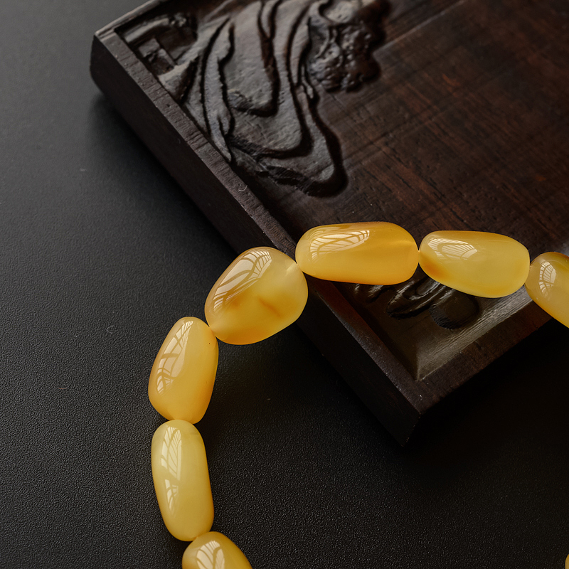 鸡油黄蜜蜡-红掌柜