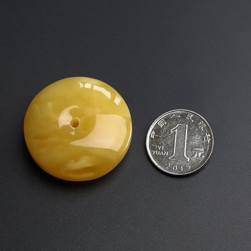 鸡油黄蜜蜡平安扣 - 红掌柜