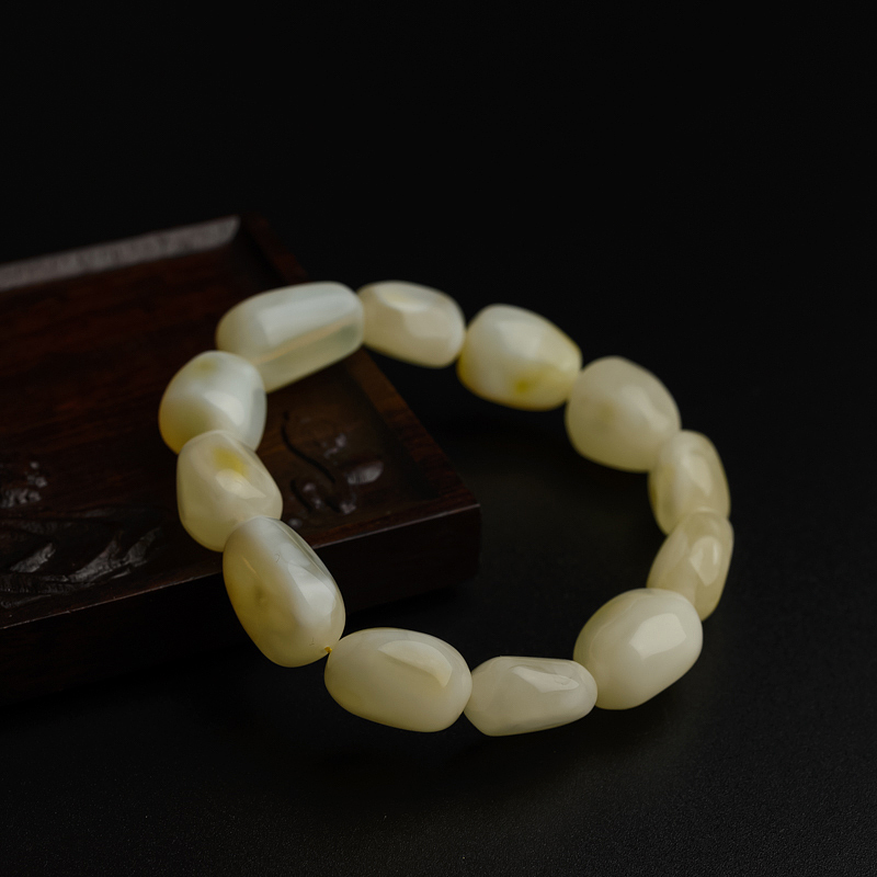 蜜蜡手串-红掌柜