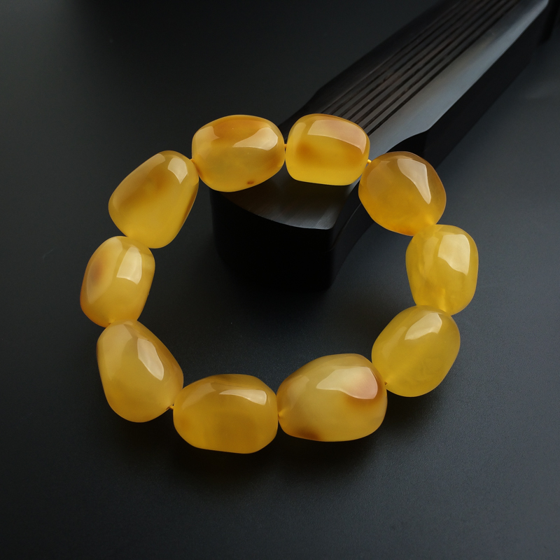 鸡油黄蜜蜡随形手串-红掌柜