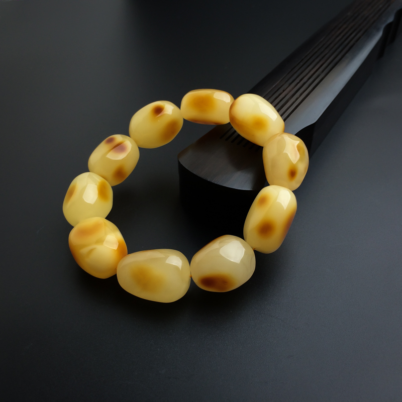 鸡油黄蜜蜡手串-红掌柜