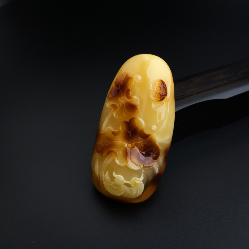 蜜蜡荷塘吊坠 - 红掌柜